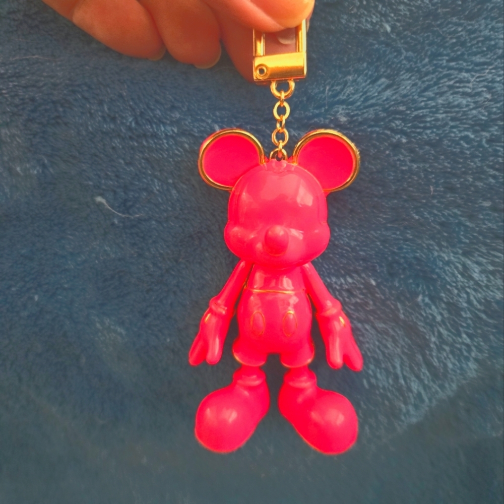 Mickey Mouse Disney X Baublebar hot pink Enamel gold bag charm NIB - Picture 2 of 4